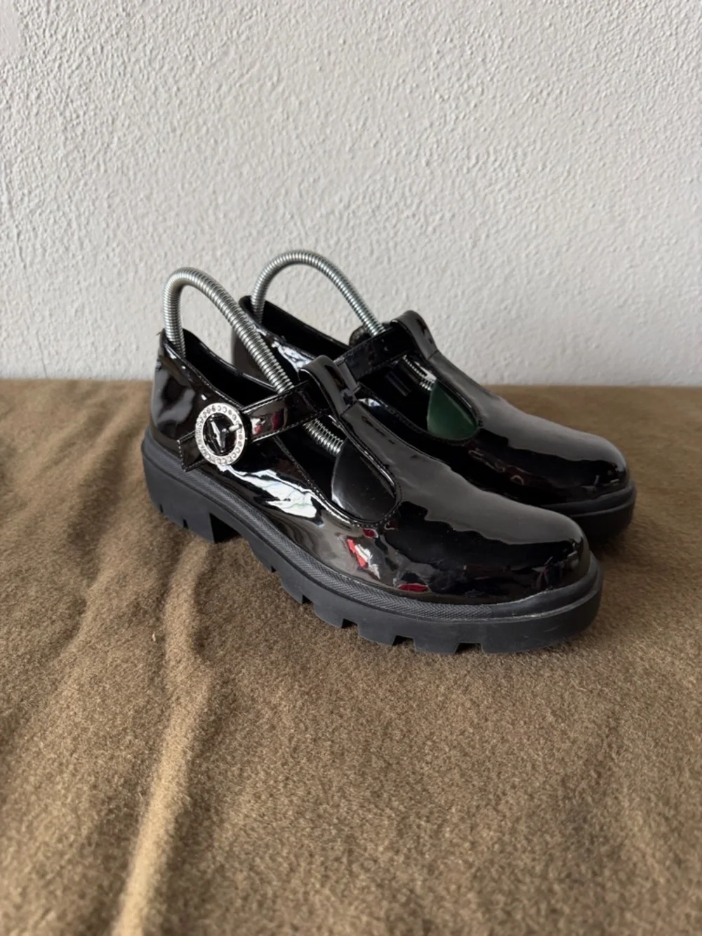 Steve Madden Patent Leather Mary Jane Lugz Size 4